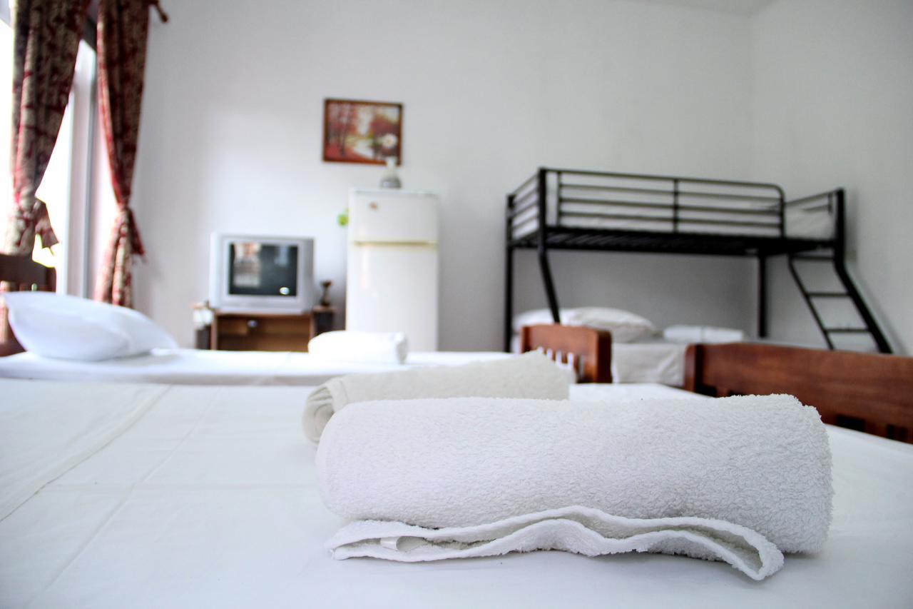 Hotel Italia Tirana Bagian luar foto
