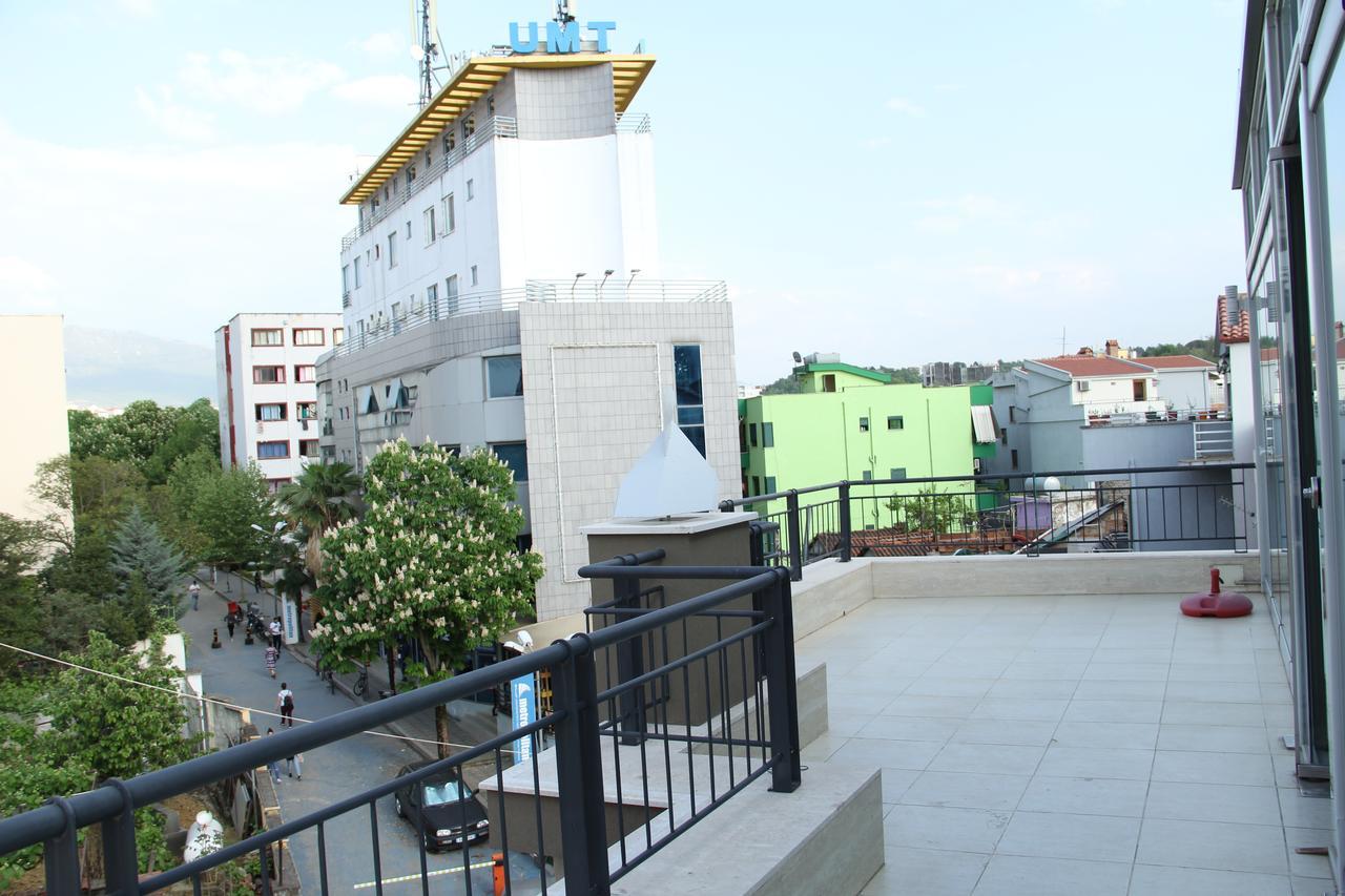 Hotel Italia Tirana Bagian luar foto
